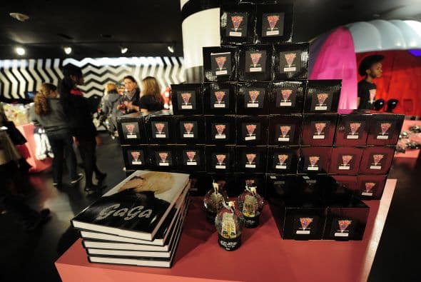 En septiembre pasado, Lady Gaga dijo que una compañía con sede en Nevada intentó aprovecharse de su fama para comercializar cosméticos y joyería, por lo que presentó una demanda en Nueva York.