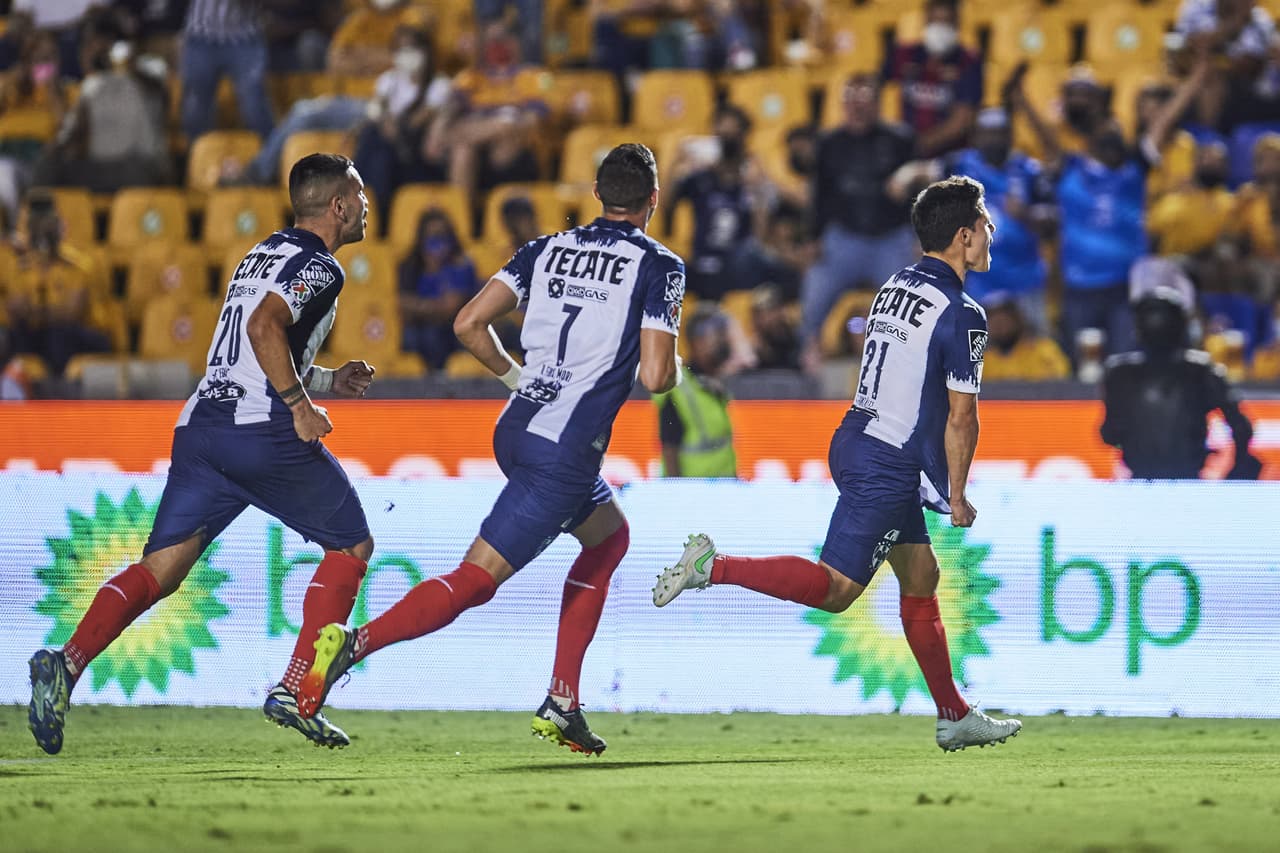 Rayados se fue adelante con un tanto de Alfonso González al 18'.
