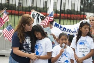 Inmigrantes lanzan Semana Nacional de Acción y piden a Obama que pare las deportaciones