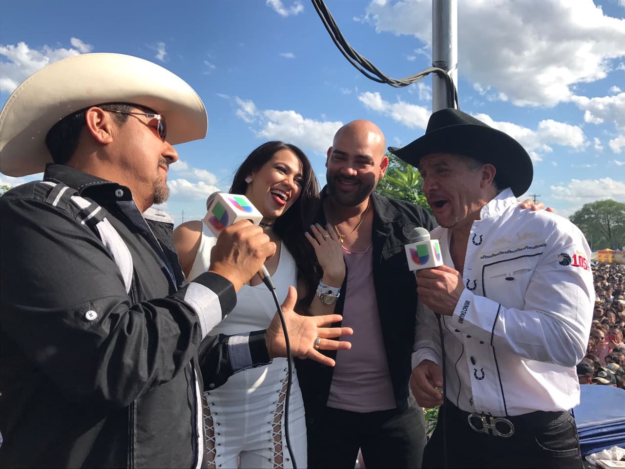 Para Raúl 'El Pelón', Carla Medrano y El Feo será muy difícil borrar de sus mentes lo vivido en la ciudad de los vientos después de este gran evento al lado de La Arrolladora Banda El Limón, Gerardo Ortiz, Calibre 50 y más.