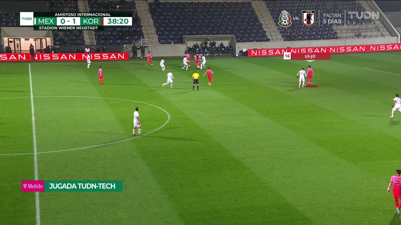 ¡TIRO ATAJADO! disparo por Hirving Lozano.