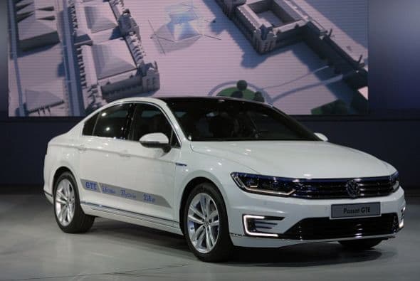 El Passat GTE amplía la gama de vehículos híbridos enchufables que Volkswagen ofrece.
