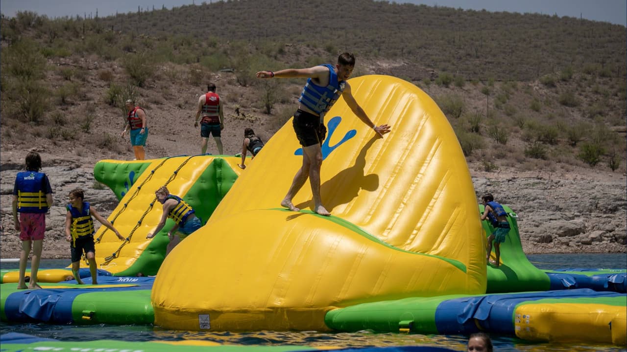 “
<b>Solo nos queda alrededor de un mes</b> de funcionamiento para la temporada, y 
<b>actualmente solo estamos operando los sábados y domingos</b>”, indica Lindsey Wilkins de
<b> </b>Paqua Park.
<b> </b>“
<b>Nuestra temporada 2022 comenzará en algún momento de marzo</b> 
<b>y tendremos una temporada completa</b> de disponibilidad para que la gente venga a disfrutar del parque”. 
<br>