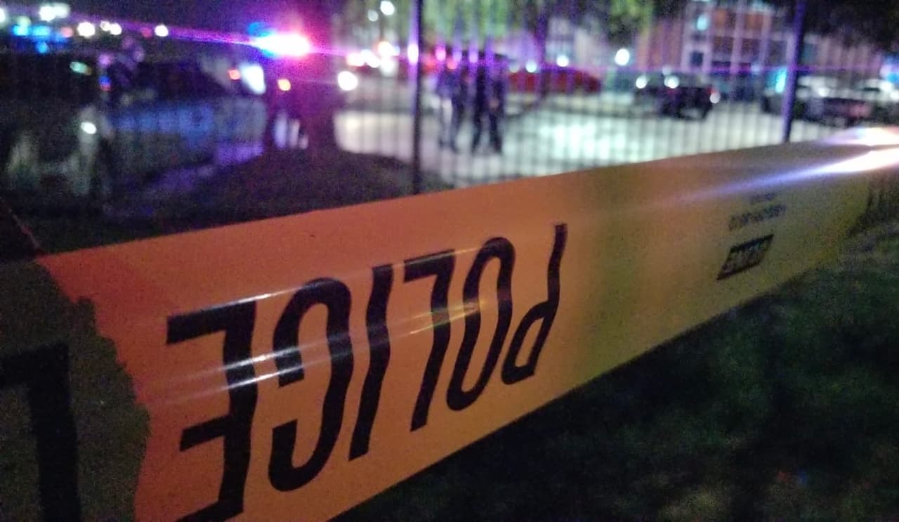 Hombre de Fresno dispara accidentalmente a su hermano menor durante una noche de copas 