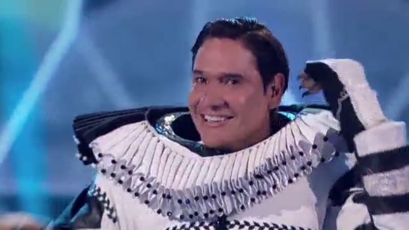 Gran sorpresa se llevaron los investigadores y público al ver que Moisés Muñoz, exfutbolista del club mexicano América, fue quien dio vida a Gallo.