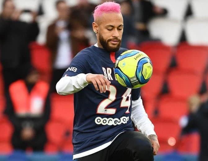 El brasileño y más futbolistas recuerdan con emotividad al astro de la duela.