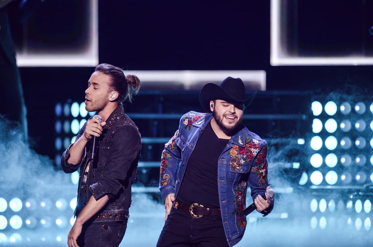 Interpretaron el tema 'Moneda'.