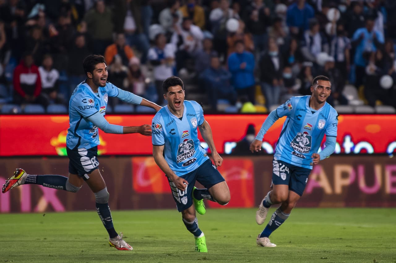 Hubo feria de goles en el partido de ida de la semifinal del torneo Apertura 2022 celebrado en el estadio Hidalgo, donde los Tuzos de Pachuca recibieron a Rayados de Monterrey.