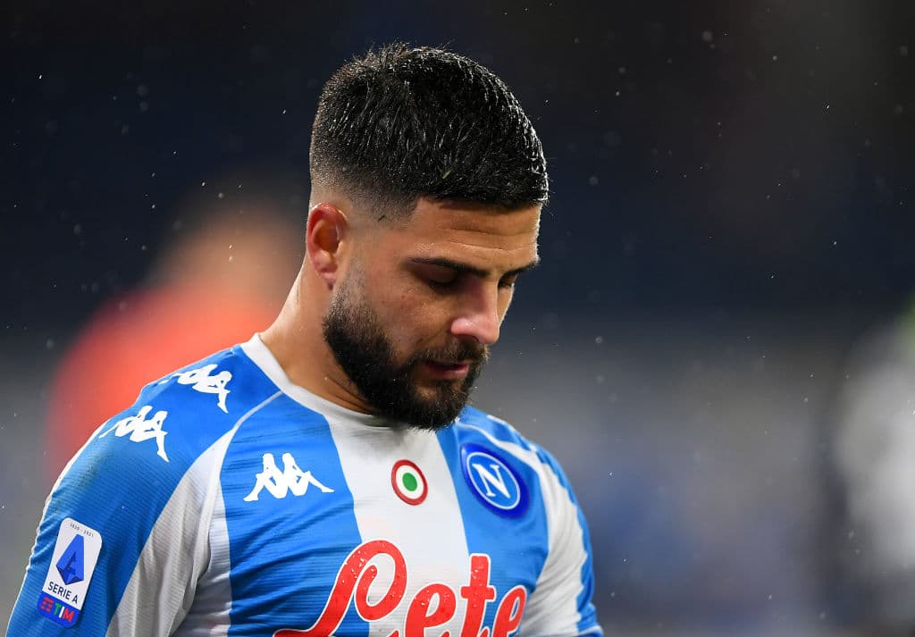 Con 10 hombres, el Napoli es derrotado ante el Spezia 1-2. Andrea Petagna ponía arriba a los 'azurri' pero dos goles por parte de Nzola y Pogeba, les dieron el triunfo a los 'aquilotti' en la Jornada 16.