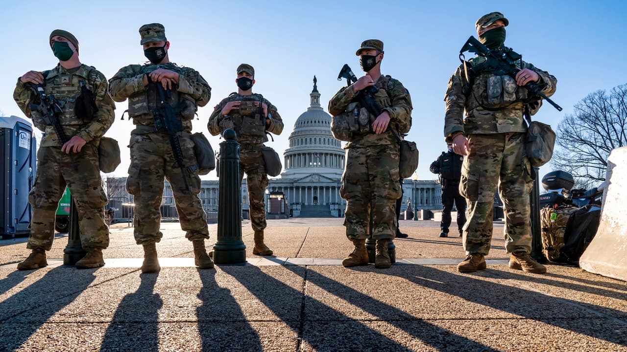 Trump despliega Guardia Nacional en D.C.: cuántos agentes son y qué funciones tendrán