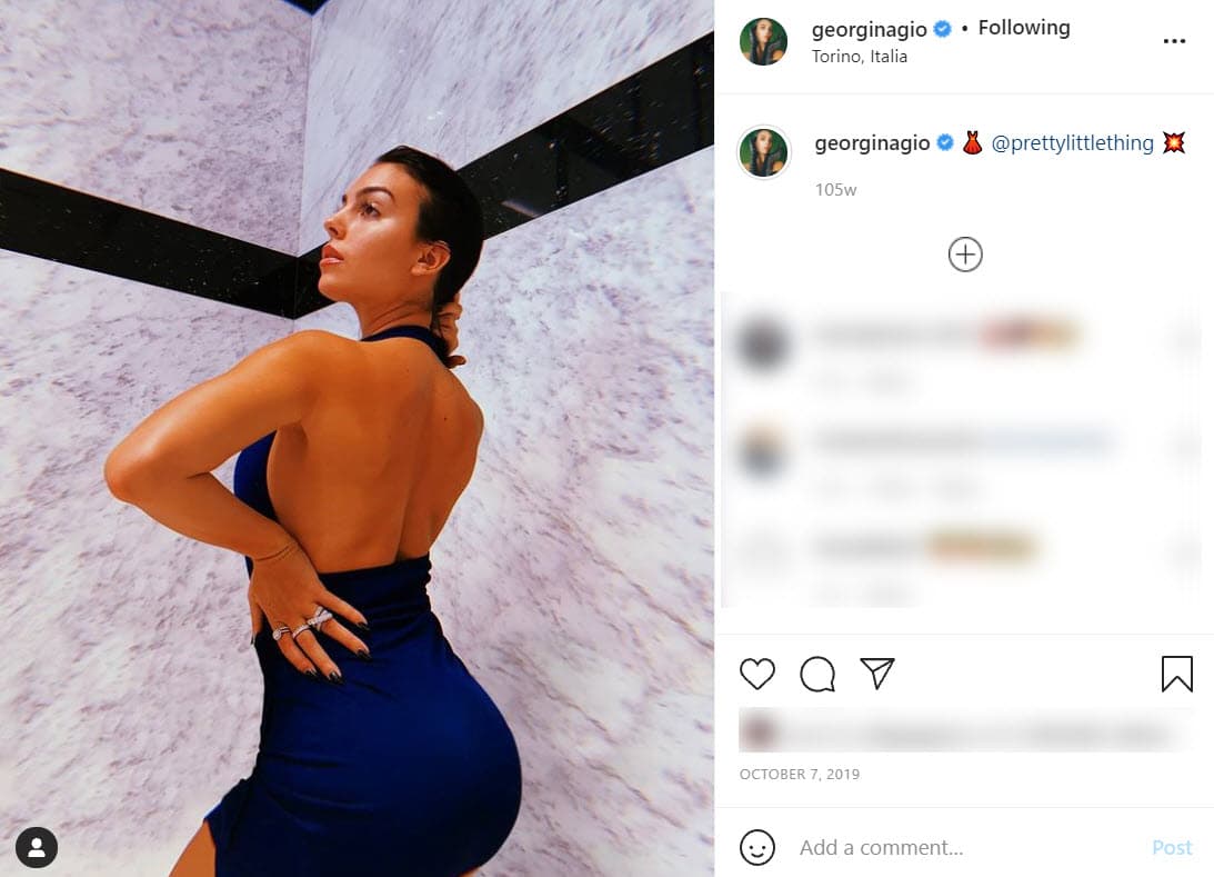 En 2019, el astro del fútbol la sorprendió con un 
<b><a href="https://www.univision.com/entretenimiento/omg-esto-cuesta-el-anillo-de-compromiso-que-cristiano-ronaldo-entrego-a-su-novia-fotos">costoso anillo de la firma Cartier</a></b> que está valorado en 833,000 dólares.
<br>