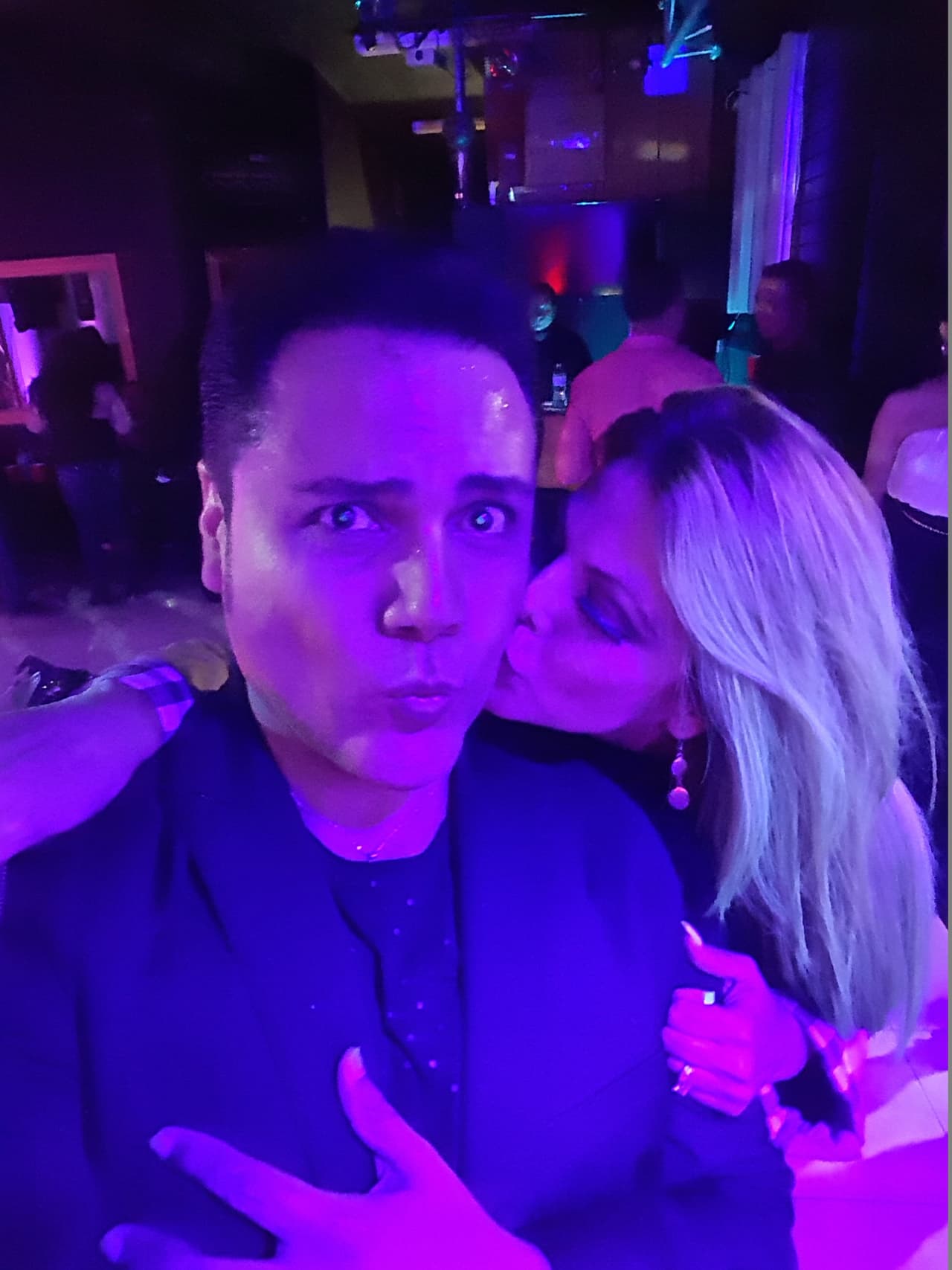 Auri Salgado celebró su cumpleaños en grande y estuvo acompañada de Diana Reyes, personalidades de Univision y muchos amigos más. ¡Feliz cumple!