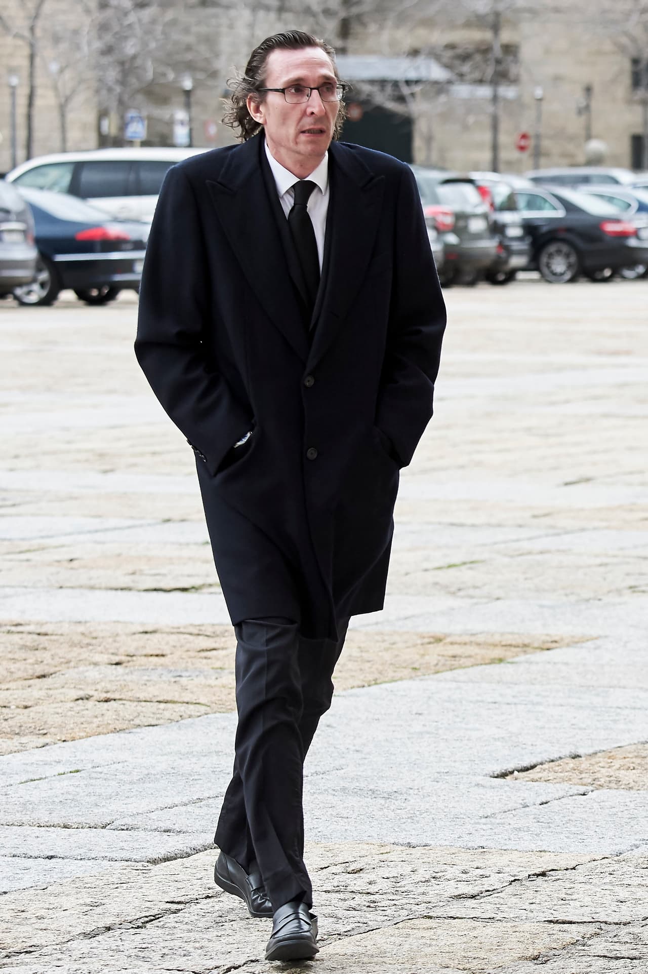 Ambas estuvieron casadas con Fernando Gómez-Acebo (foto), el hijo menor de la 
<b><a href="https://www.univision.com/noticias/noticias-del-mundo/tras-la-abdicacion-de-juan-carlos-espana-tendra-dos-reyes" target="_blank">hermana del rey Juan Carlos.</a></b>
<br>