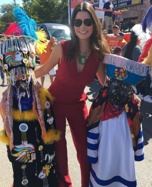 Ana Patricia: "Disfrutando de la cultura y tradición de mi México que traspasa fronteras en el Desfile de la Independencia, Chicago". (Septiembre 11, 2016)