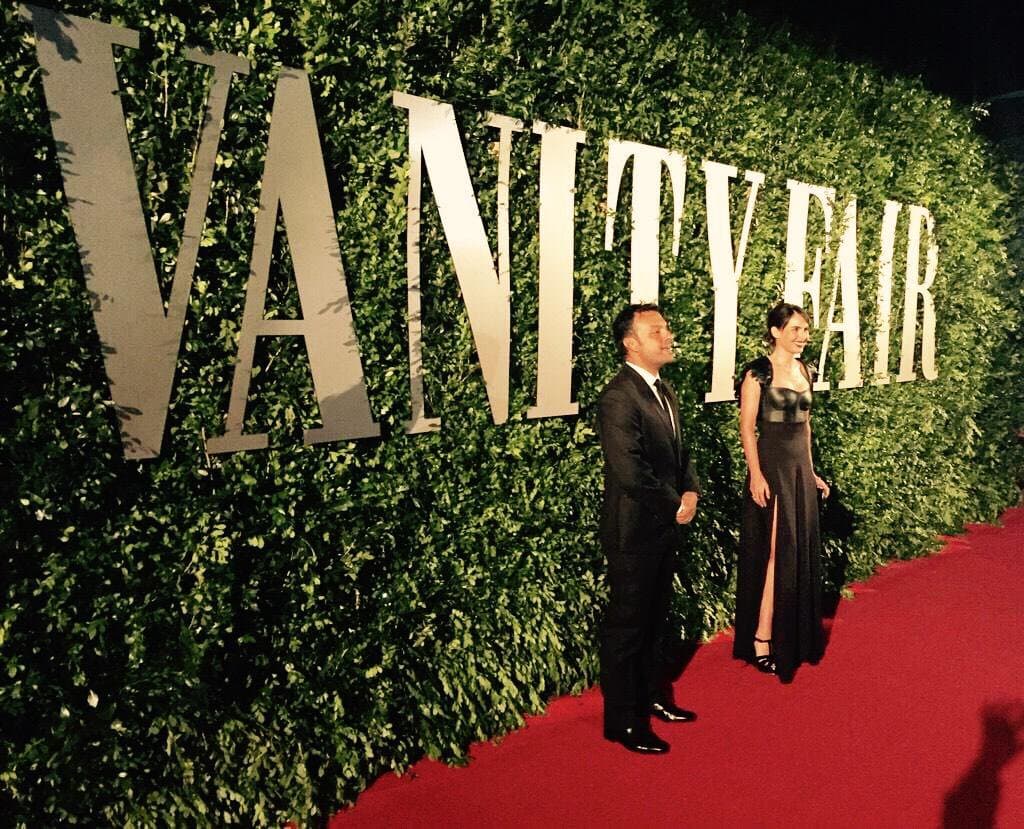 Sin embargo parece que la causa de su rompimiento también fue la distancia.