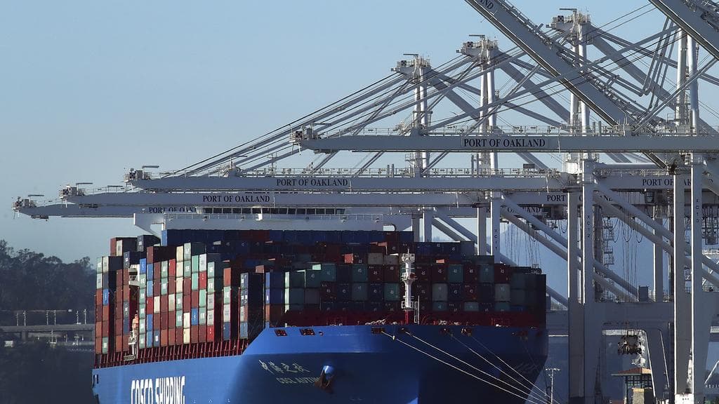 Trump's protectionism undermines economic strength