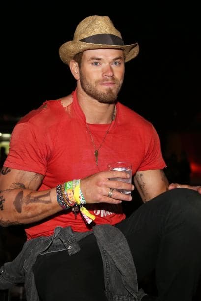 Kellan Lutz de "Twilight". Mira aquí los videos más chismosos.