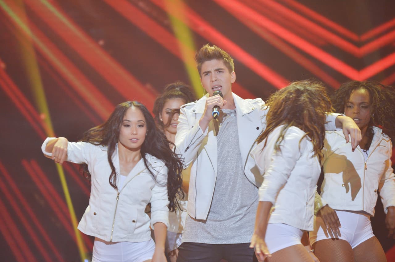 Johann se convirtió en el quinto eliminado de La Banda pero nos deja su optimismo e inigualable talento artístico que nunca olvidaremos.