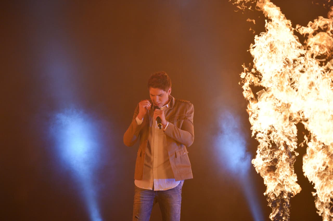 Johann se convirtió en el quinto eliminado de La Banda pero nos deja su optimismo e inigualable talento artístico que nunca olvidaremos.