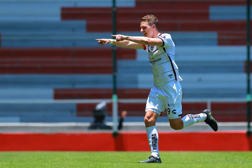 Toluca empezó ganando pero terminó goleado en casa 2-4 con el Atlas y ahora depende de un milagro par avanzar a la Liguilla.