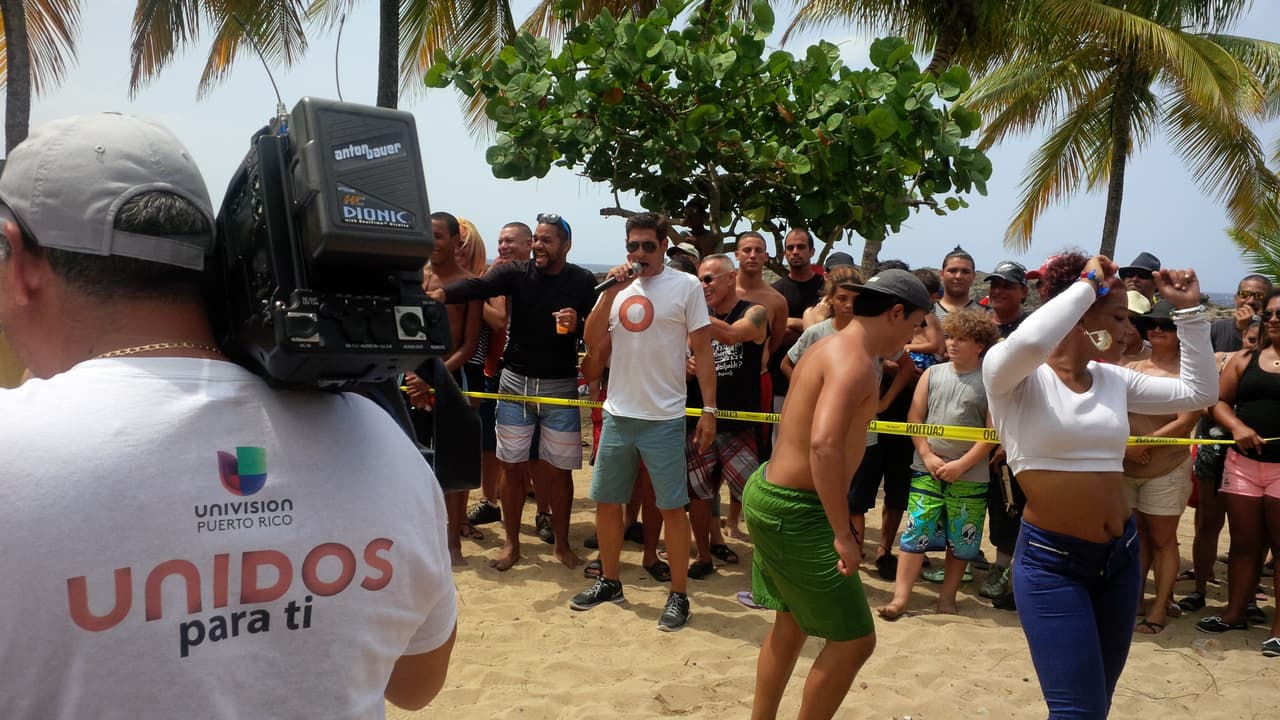 Celebramos tremendo party playero en Los Tubos, Mar Chiquita y Vega Baja.