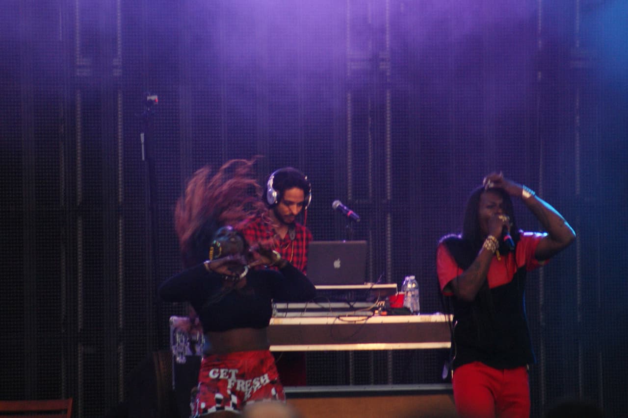 Miles se divirtieron en festival de música Fun Fun Fest este fin de semana en la capital de Texas.