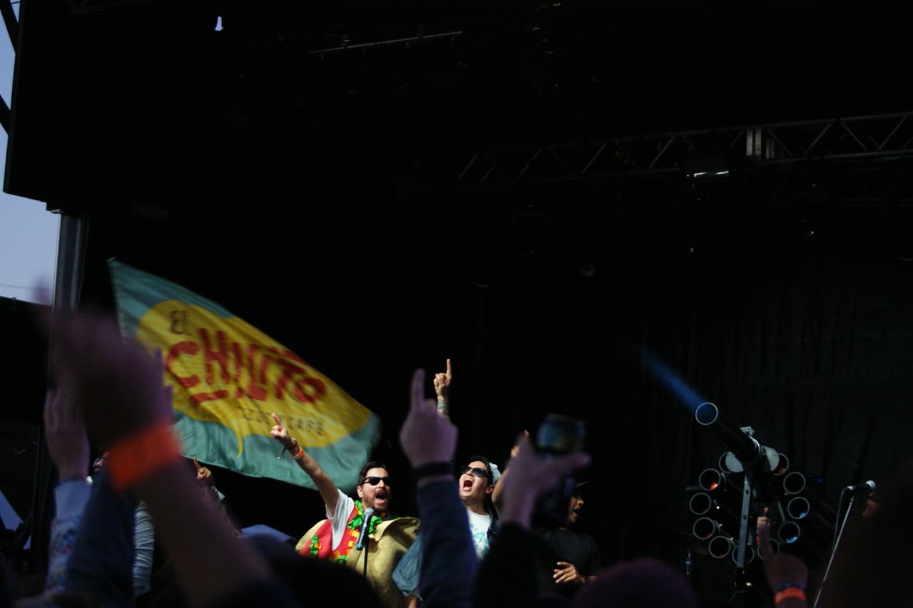 Miles se divirtieron en festival de música Fun Fun Fest este fin de semana en la capital de Texas.