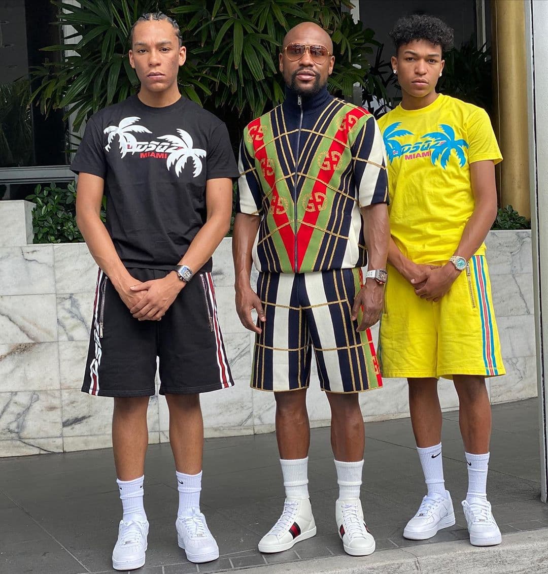 No hay mejor atuendo para salir un domingo por la mañana con la familia que ir de bermudas, ¿no?