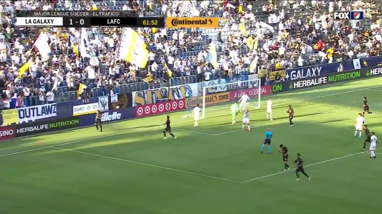 Uruguayo Diego Rossi se estrena en la temporada y empata para el LAFC