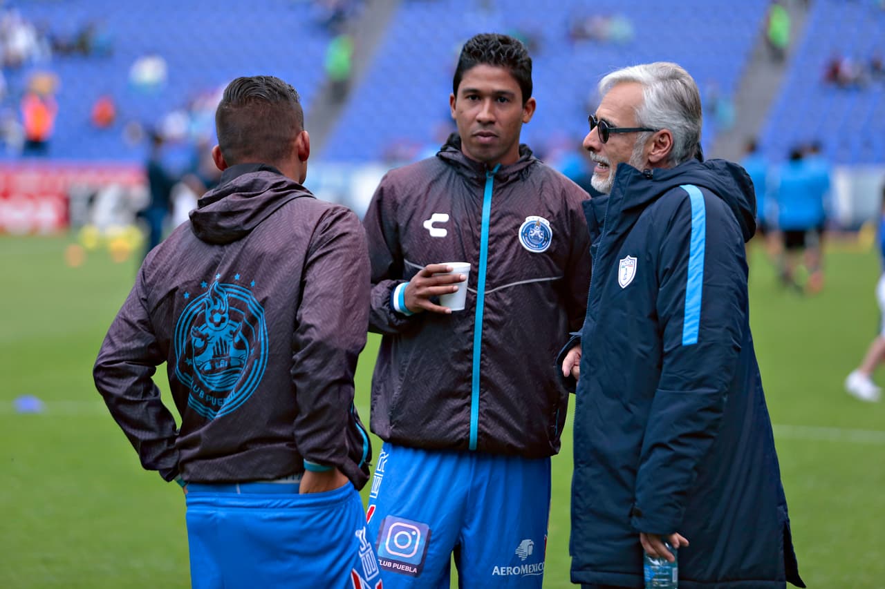 El colombiano Cristian Marrugo ya regresó al Puebla tras su préstamo en Millonarios de su país y se most´ro contento: "hay que pensar en la Liguilla, en cosas grandes y tenemos qequipo para hacerlo".