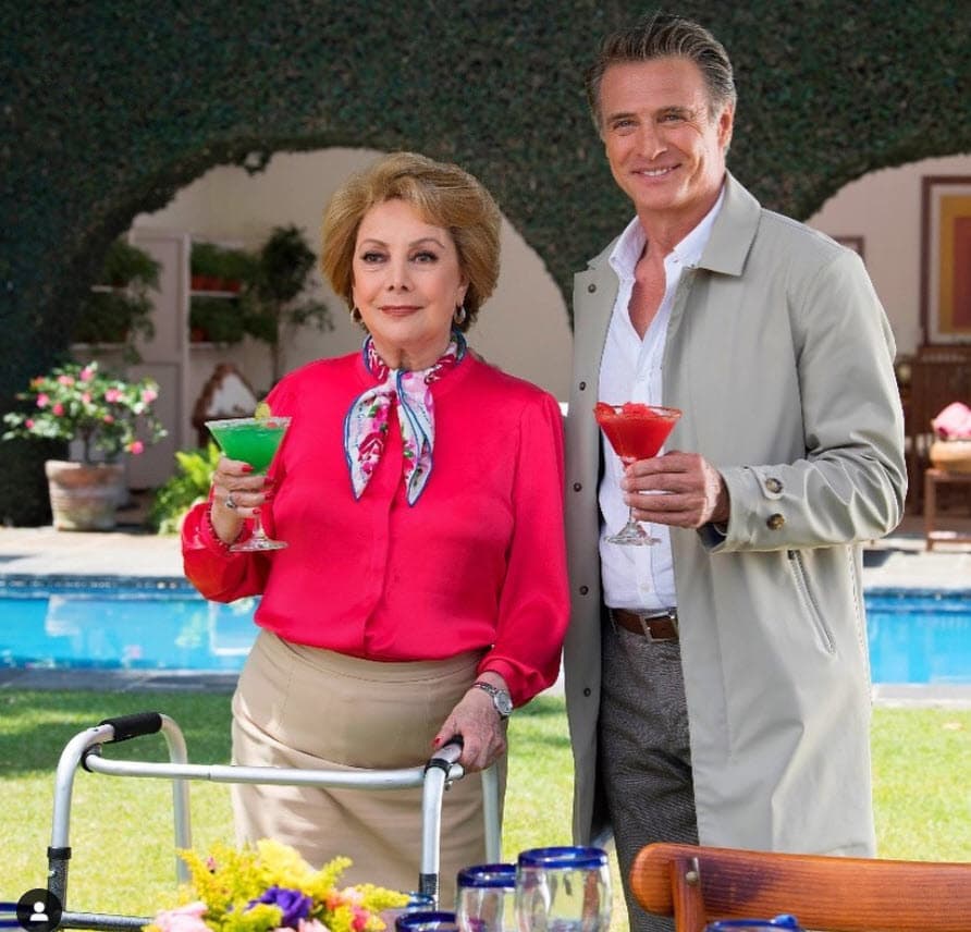 "
<b><a href="https://www.univision.com/shows/hoy/agarrense-erika-buenfil-y-omar-fierro-juan-soler-podria-hacerles-competencia-como-youtuber-video" target="_blank">Tengo que bajarle algo</a></b>, es lo que me dijo el doctor", compartió. 
<br>