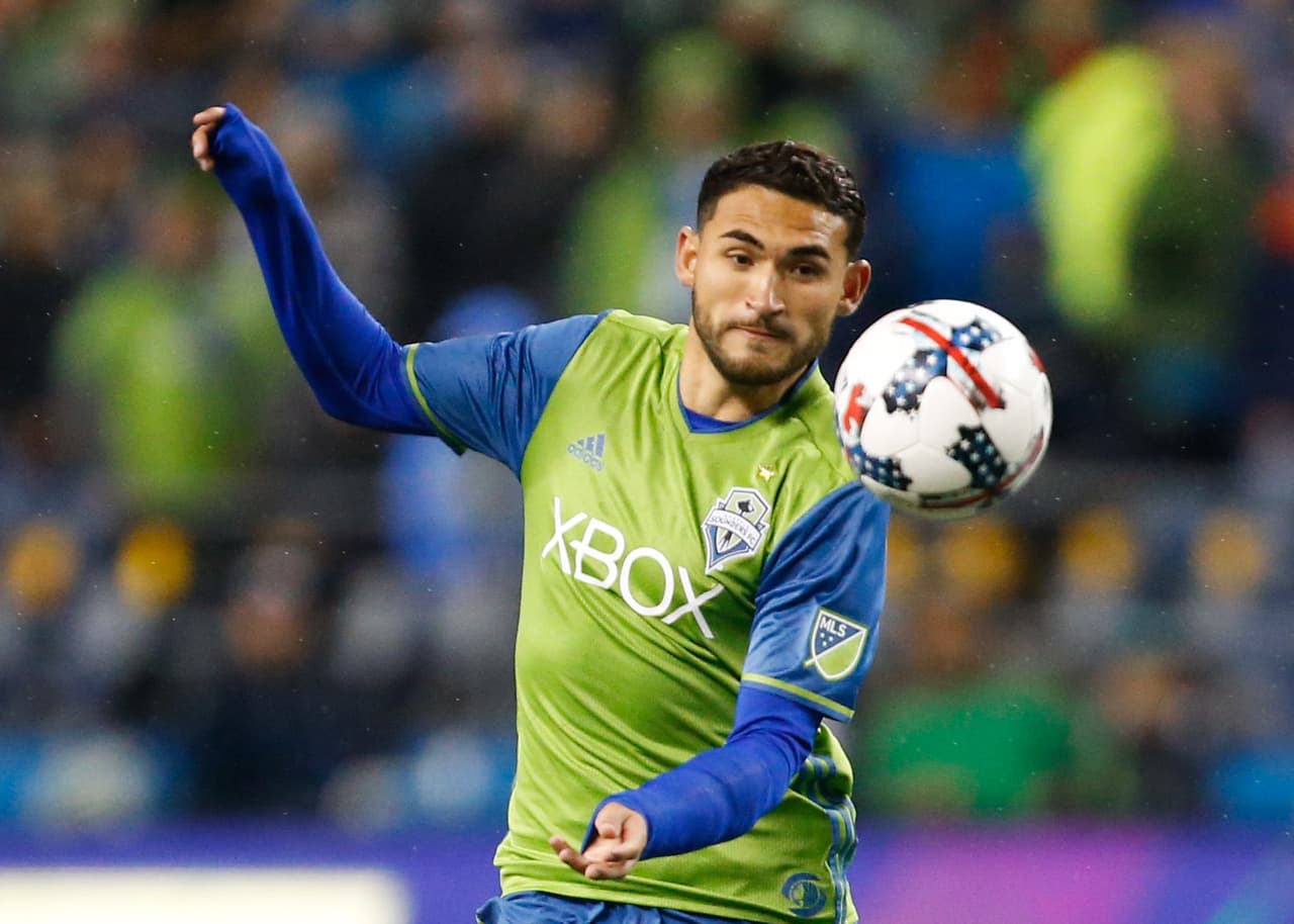 "Solo puedo decir cosas buenas de El Salvador", expresa figura de Seattle sobre la tierra natal de su madre