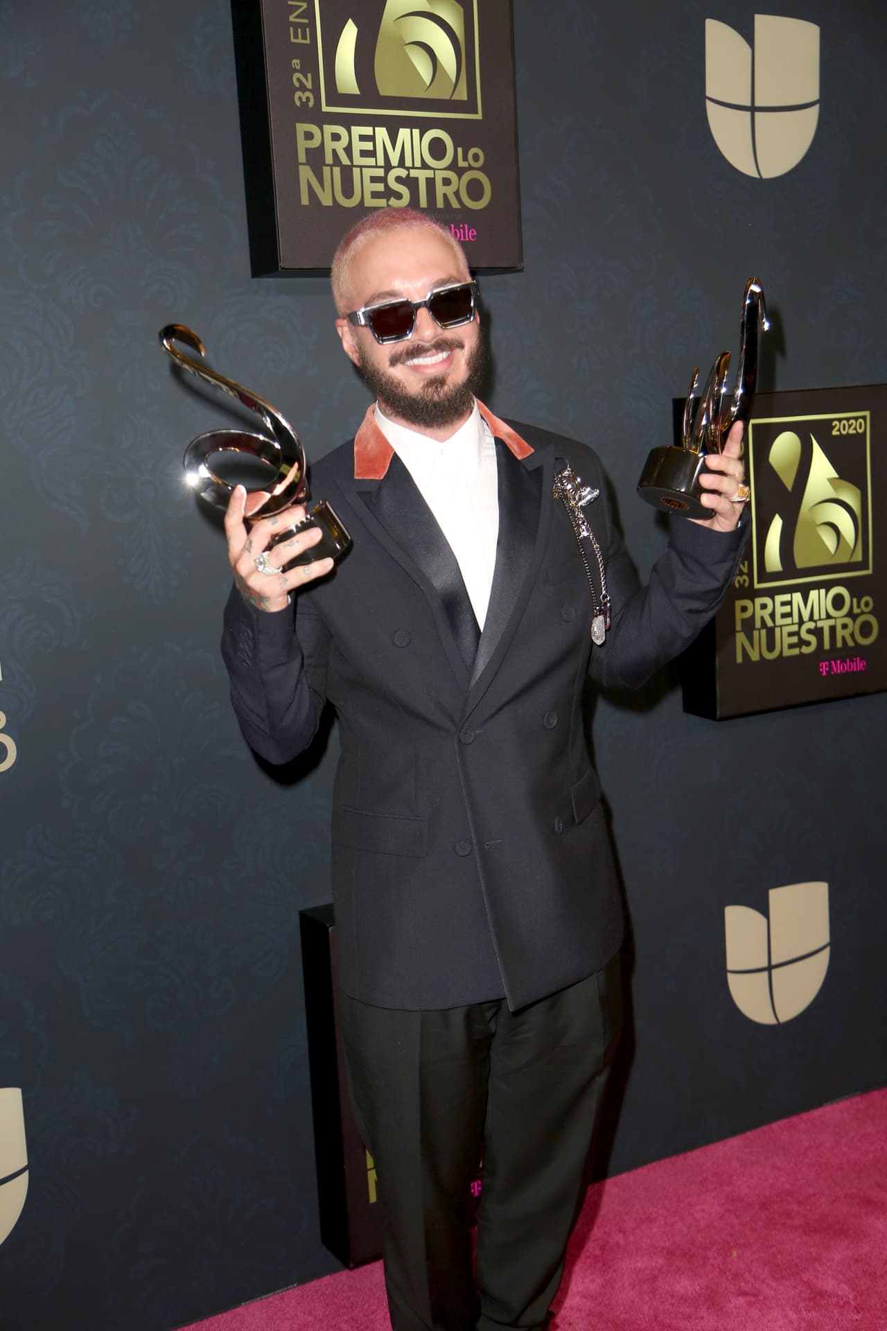Ese año J Balvin nuevamente estuvo nominado en nueve categorías y se llevó dos Premio Lo Nuestro.