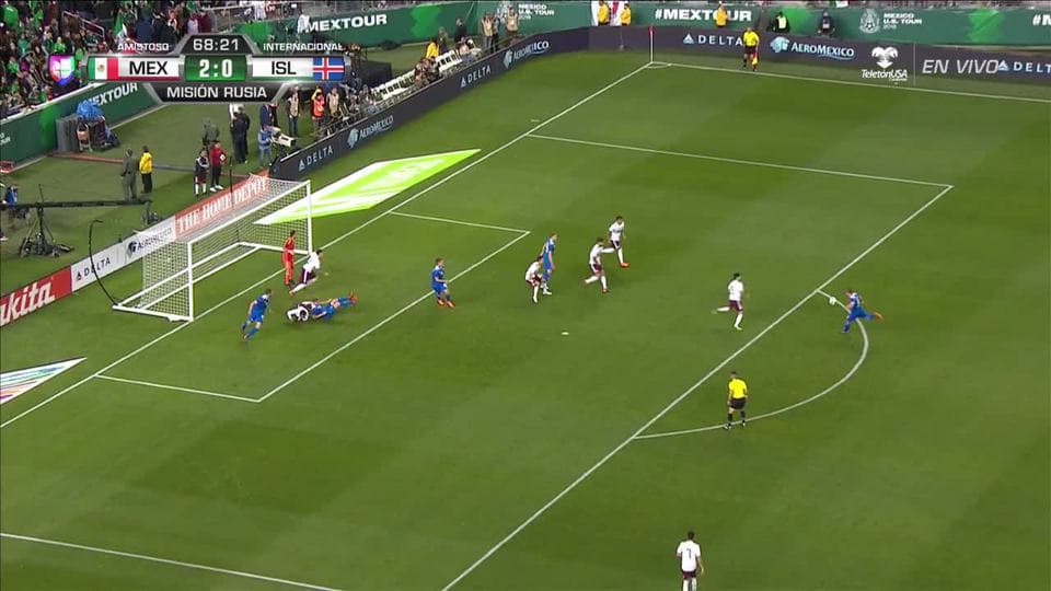 Tiro desviado de Sverrir Ingi Ingason