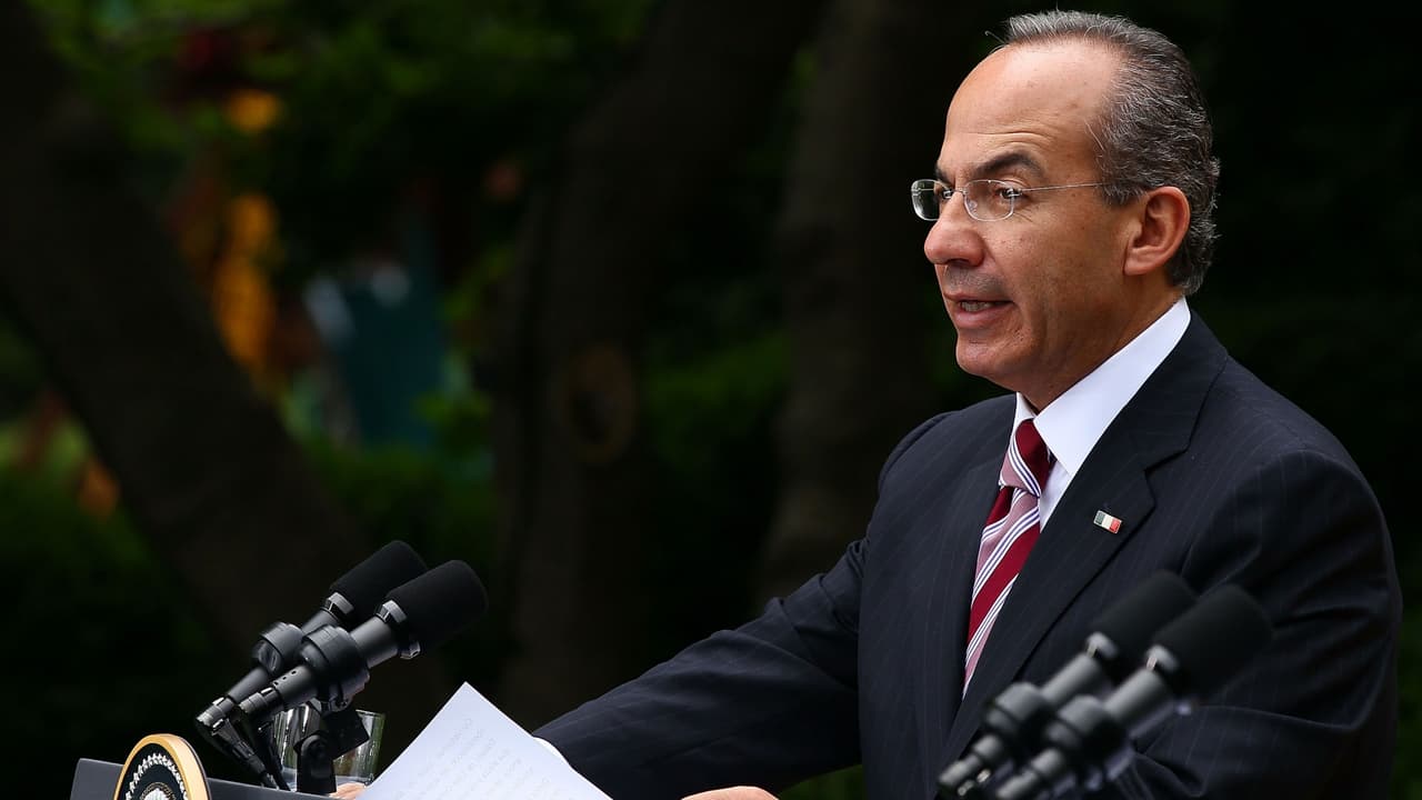 Cuba impide que el expresidente mexicano Felipe Calderón viaje a la isla 