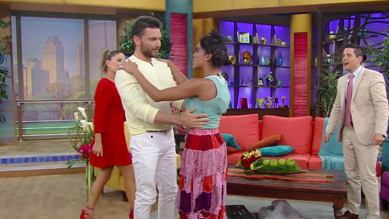 La historia de Mela La Melaza y Julián Gil inicia en mayo de 2015 cuando el actor boricua visitó la casa de Despierta América.