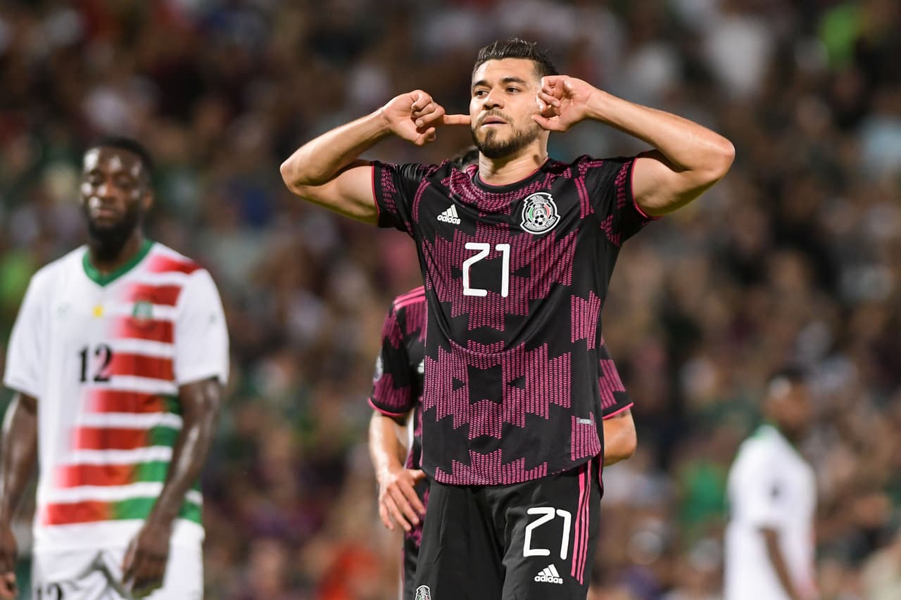 La goleada la inició Israel Reyes de volead y media vuelta al minuto 3. Henry Martín amplió la ventaja de pena al 40’ y Erick Sánchez cerró al cuenta al 94’.