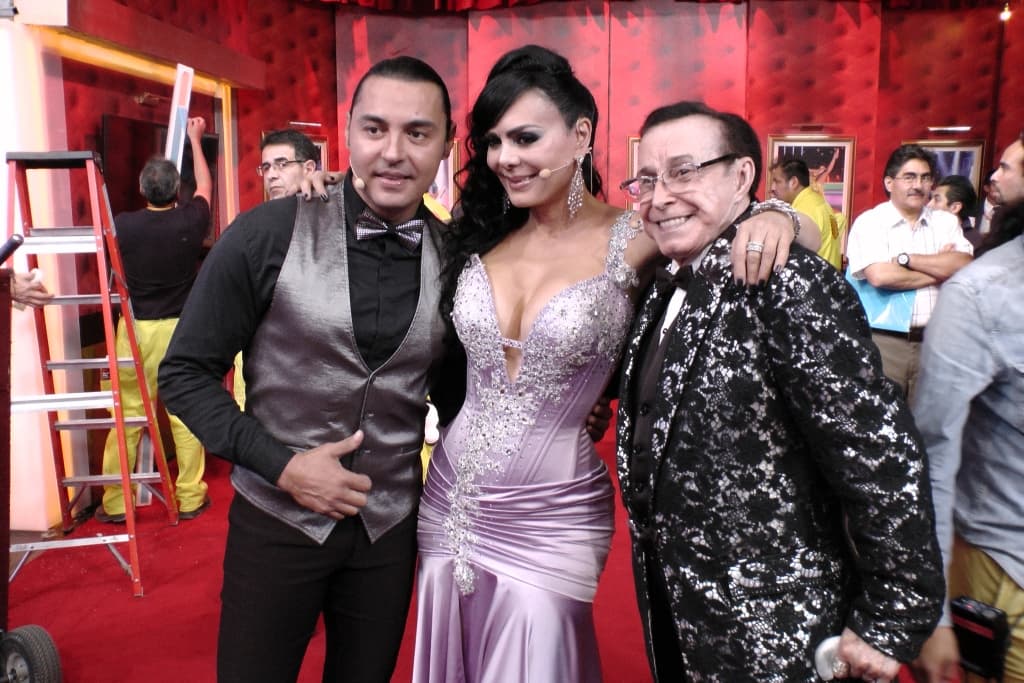 Los tres jueces: el Latin Lover, Maribel Guardia y Roberto Mitzuko.