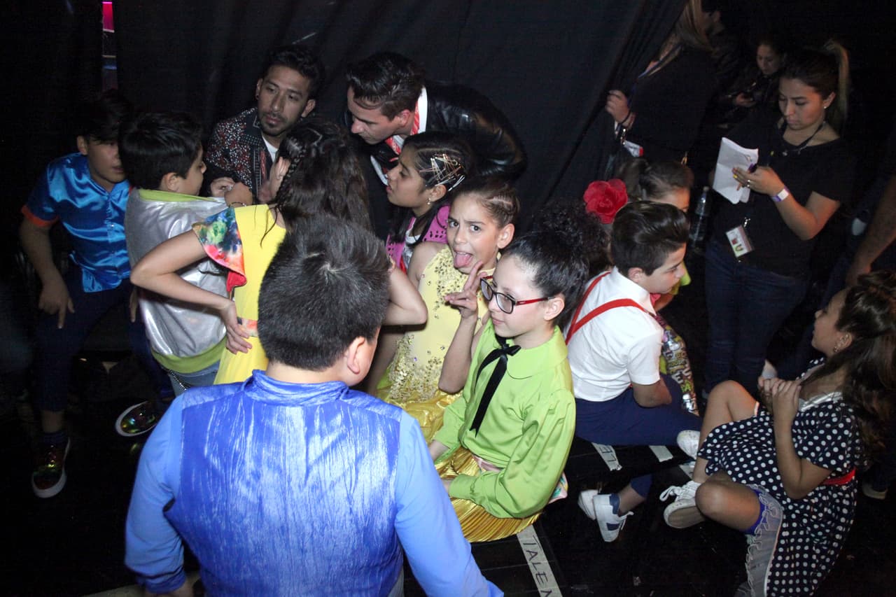 En el escenario los vemos muy atrevidos; y en backstage, muy bien portados.