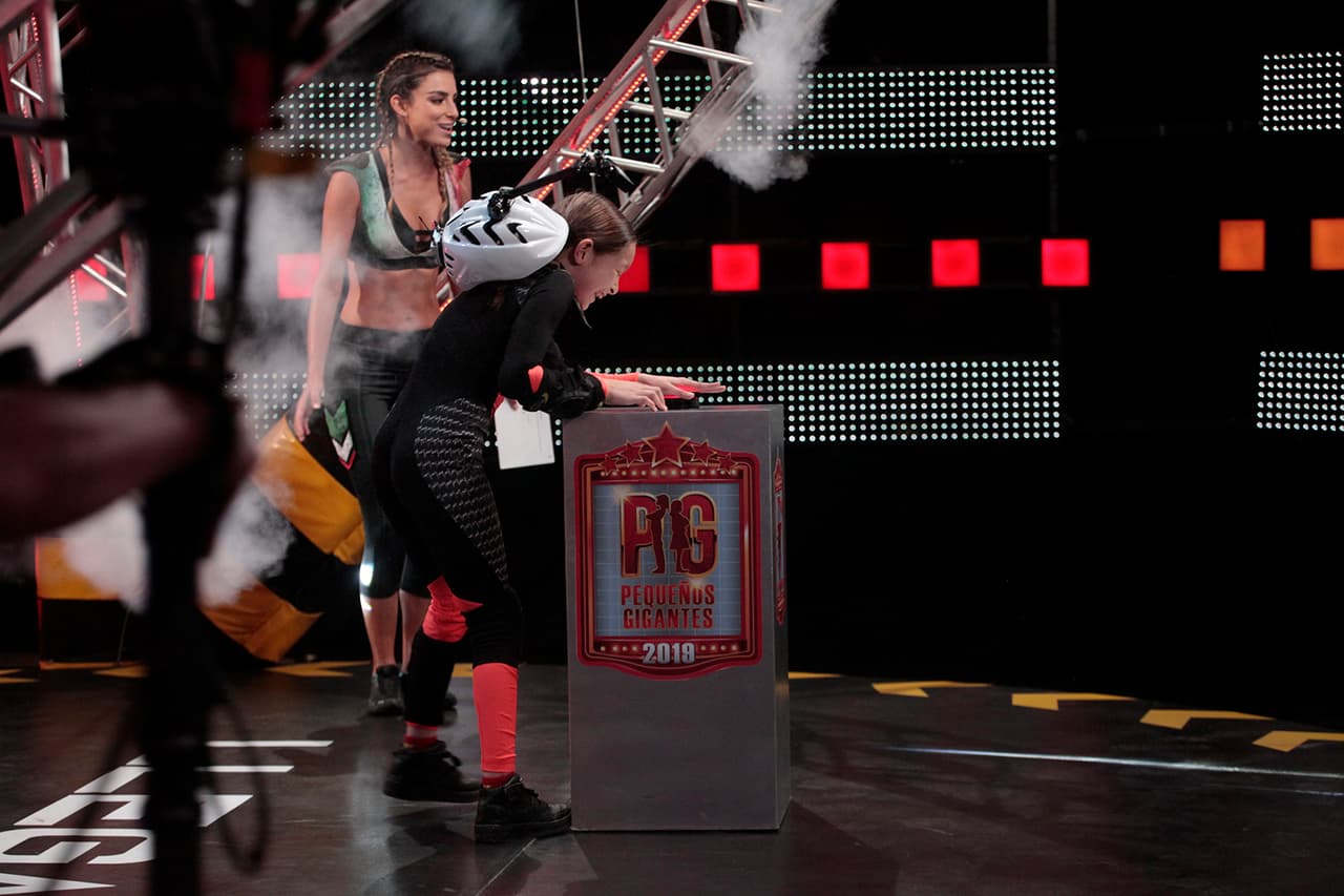 En esta ocasión, los atletas del Quinto Elementito compitieron individualmente, la primera en pasar fue Sofía Mariel (10 años), de ‘Beba y Sus Yolotzin’. Ella recorrió el circuito en un tiempo de 1:49, tiempo que debían superar sus contrincantes.