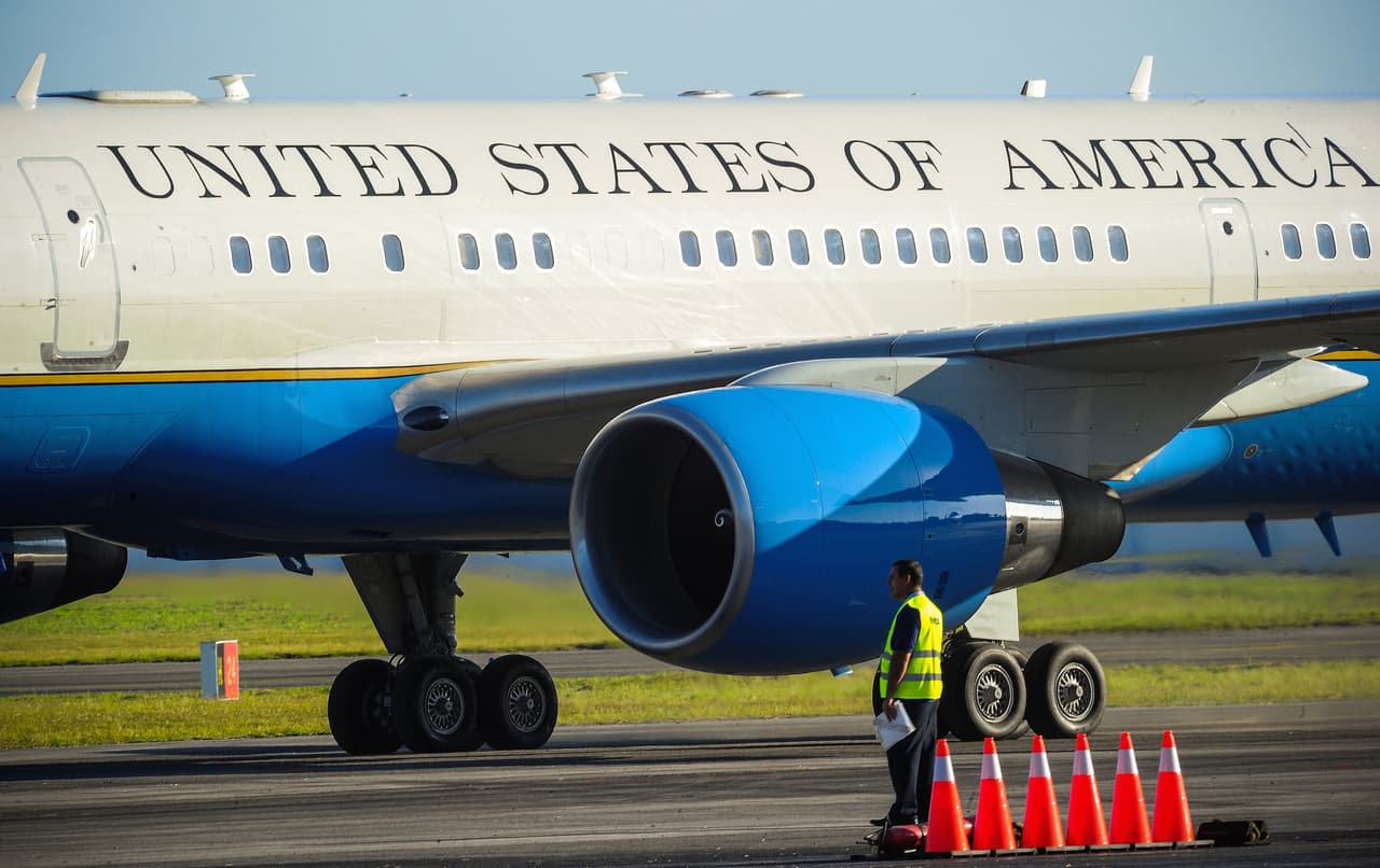 EEUU y Cuba firmarán pronto acuerdo para restablecer vuelos regulares y correo postal