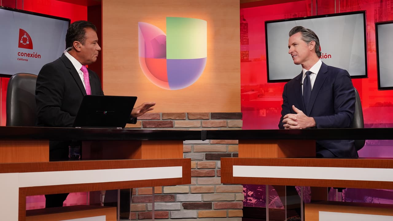 “Nos dimos cuenta de la urgencia que la gente tiene al no tener seguro médico", dijo Gavin Newsom al presentador de Noticias 19 Jairo Díaz-Pedraza. "Algunas personas ni siquiera se vacunan por falta de cuidados básicos de salud, y a causa de esto se están enfermando más de lo que deberían si tuvieran una cobertura adecuada".
<br>