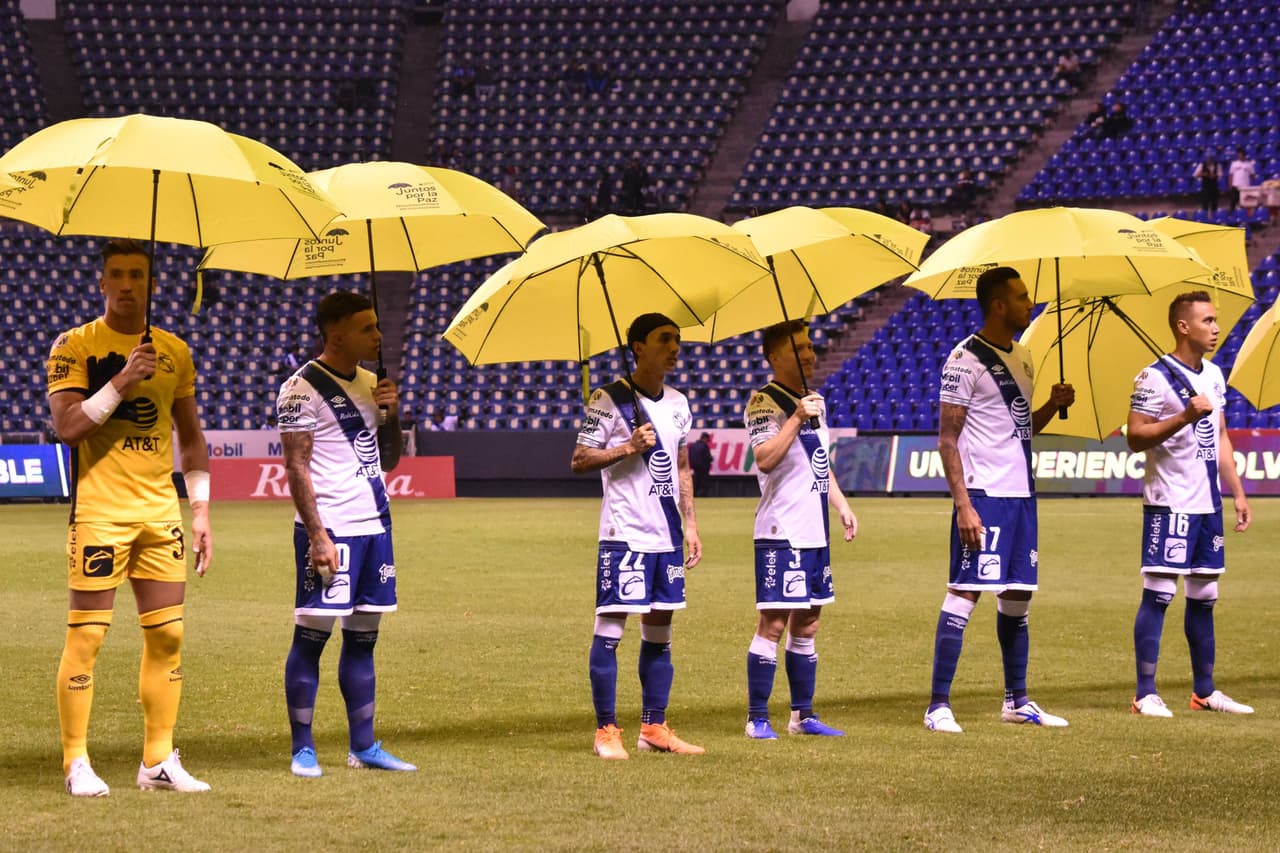 Con doblete de Christian Tabó y Lucas Cavallini, la Franja de Puebla goleó a Necaxa en el Estadio Cuauhtémoc en el arranque de la Jornadaa 19.