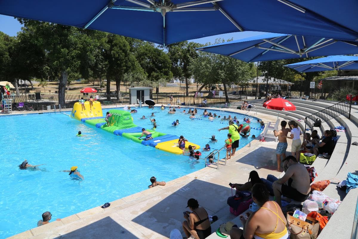 ⛺ 
<h3 class="cms-H3-H3">Roosevelt Park</h3>, 331 Roosevelt Avenue