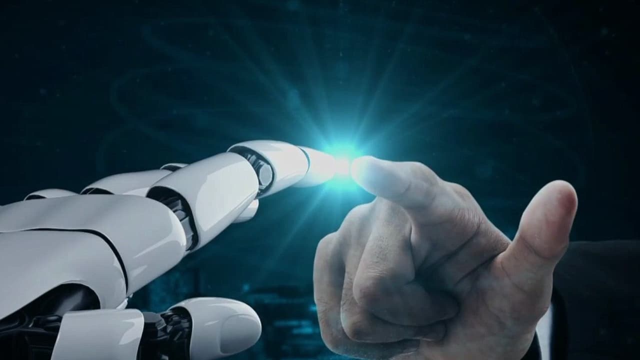 “Santa inteligencia”: crecen las consultas de orientación espiritual usando Inteligencia Artificial