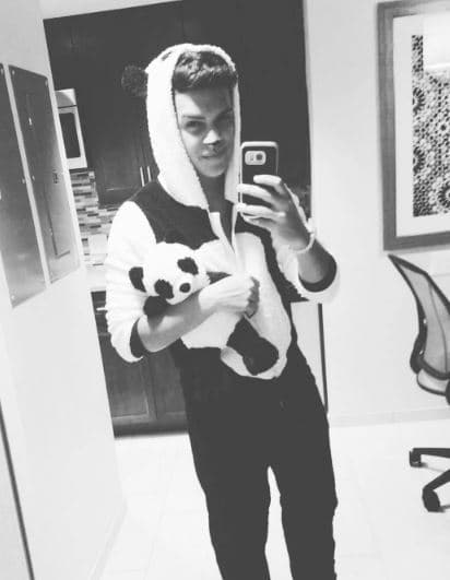 Le encantan los osos panda, de hecho quiere que en esta Navidad alguien le regale uno gigante.