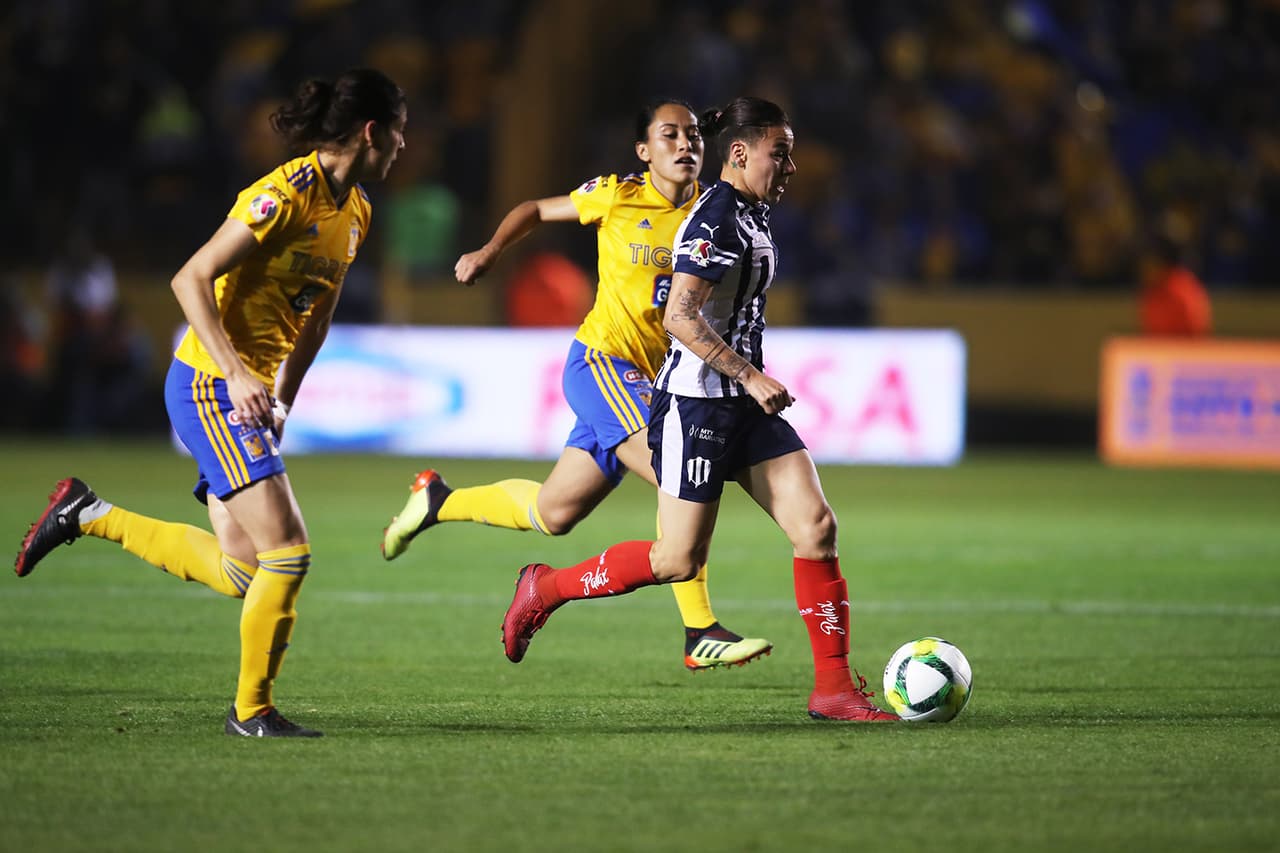 Y a pesar de que Monterrey cerró bastante mejor el partido, creando ocasiones de gol y con mayor posesión del esférico, no pudieron irse al descanso con el juego igualado.
