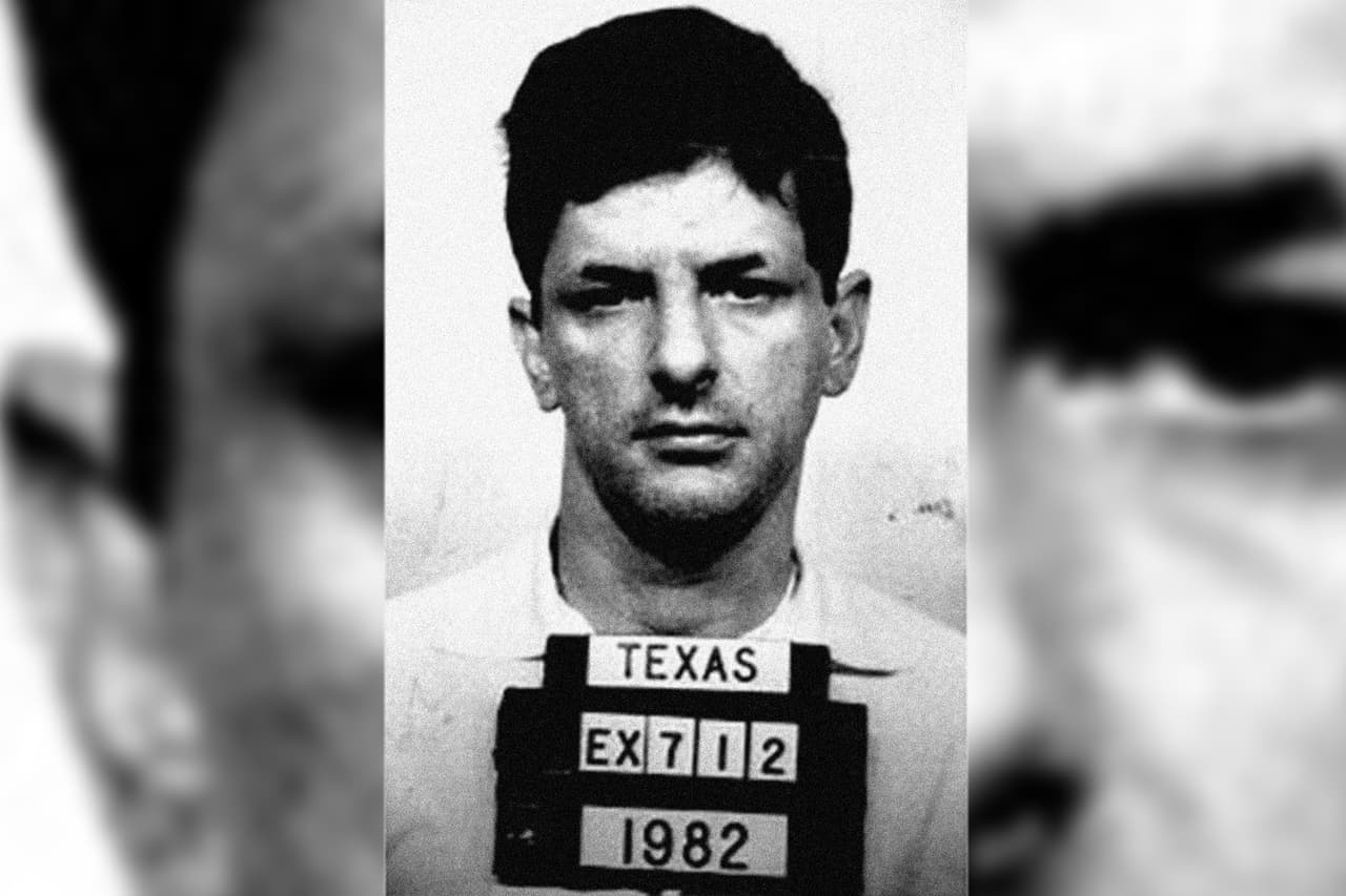 <b>Stephen Peter Morin ejecutado con Inyección letal el 13 de marzo de 1985 en Texas.</b> The Associated Press informó que, debido a la historia de Morin de abuso de drogas, los técnicos de ejecución se vieron obligados a sondear ambos brazos de Morin y una de sus piernas con agujas durante casi 45 minutos, hasta encontrar una vena adecuada.