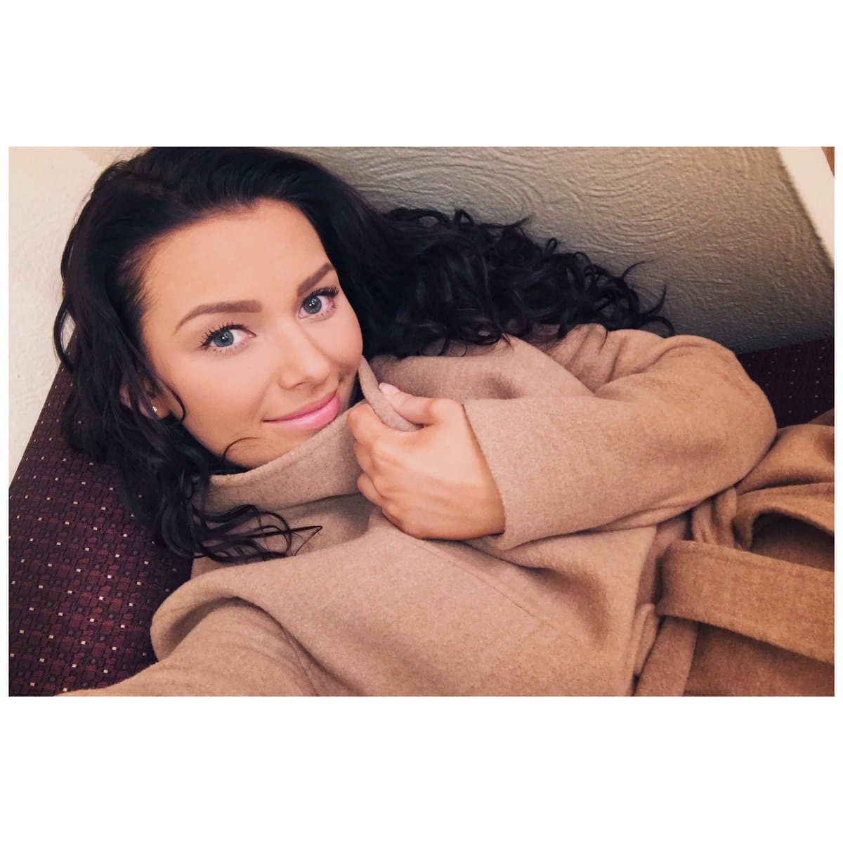 En la alfombra roja de los premios Univision Deportes, el 17 de diciembre, la actriz le respondió a Orlando Segura sobre todo el escándalo y esto respondió: "hay publicaciones que tienen muy poquita credibilidad, todo se basa prácticamente en suposiciones, yo he leído unas cosas tan absurdas [...] cosas súper absurdas que ni siquiera hay por qué comentarlas.".