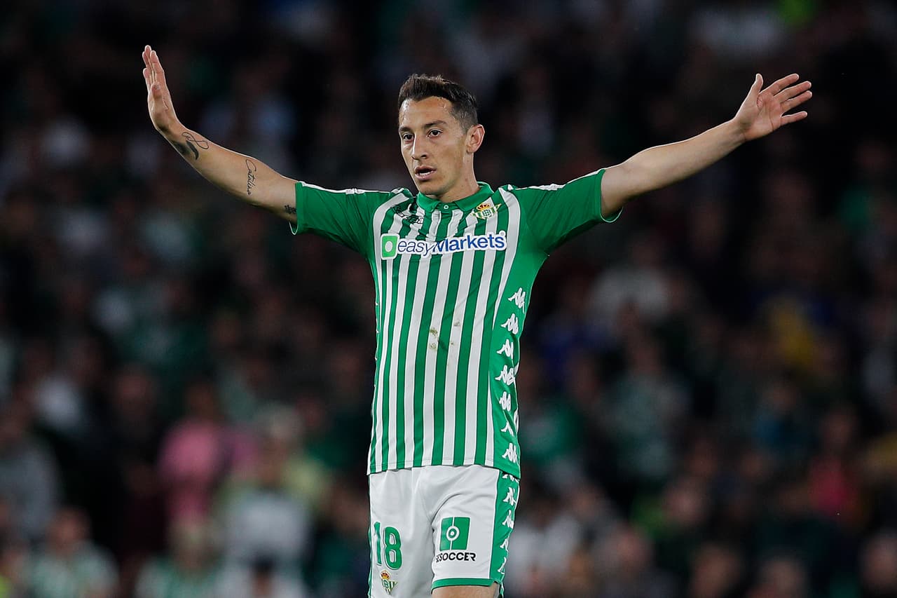 Andrés Guardado se recuperó y es convocado con el Real Betis